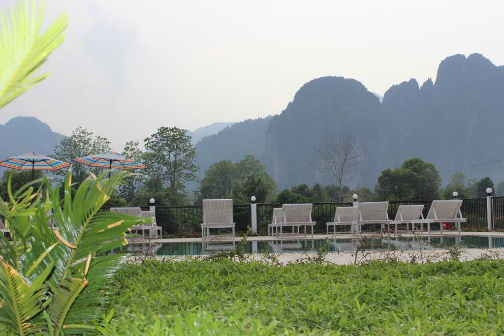 Lisha The Grand Riverside Hotel Vang Vieng Bagian luar foto